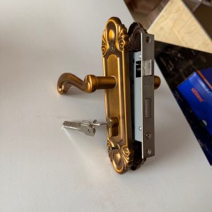 Moment Door Lock